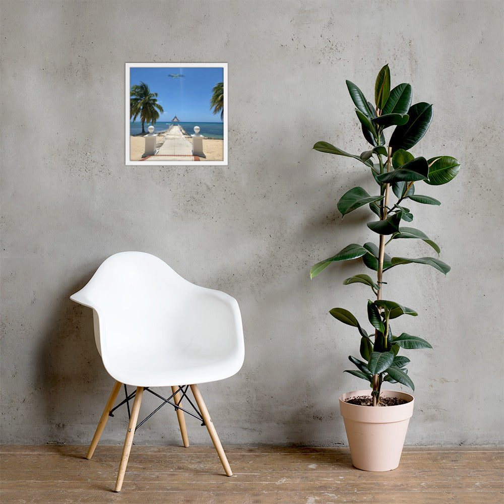 Half Moon's Crown - Picture of Jamaica white 16 x 16