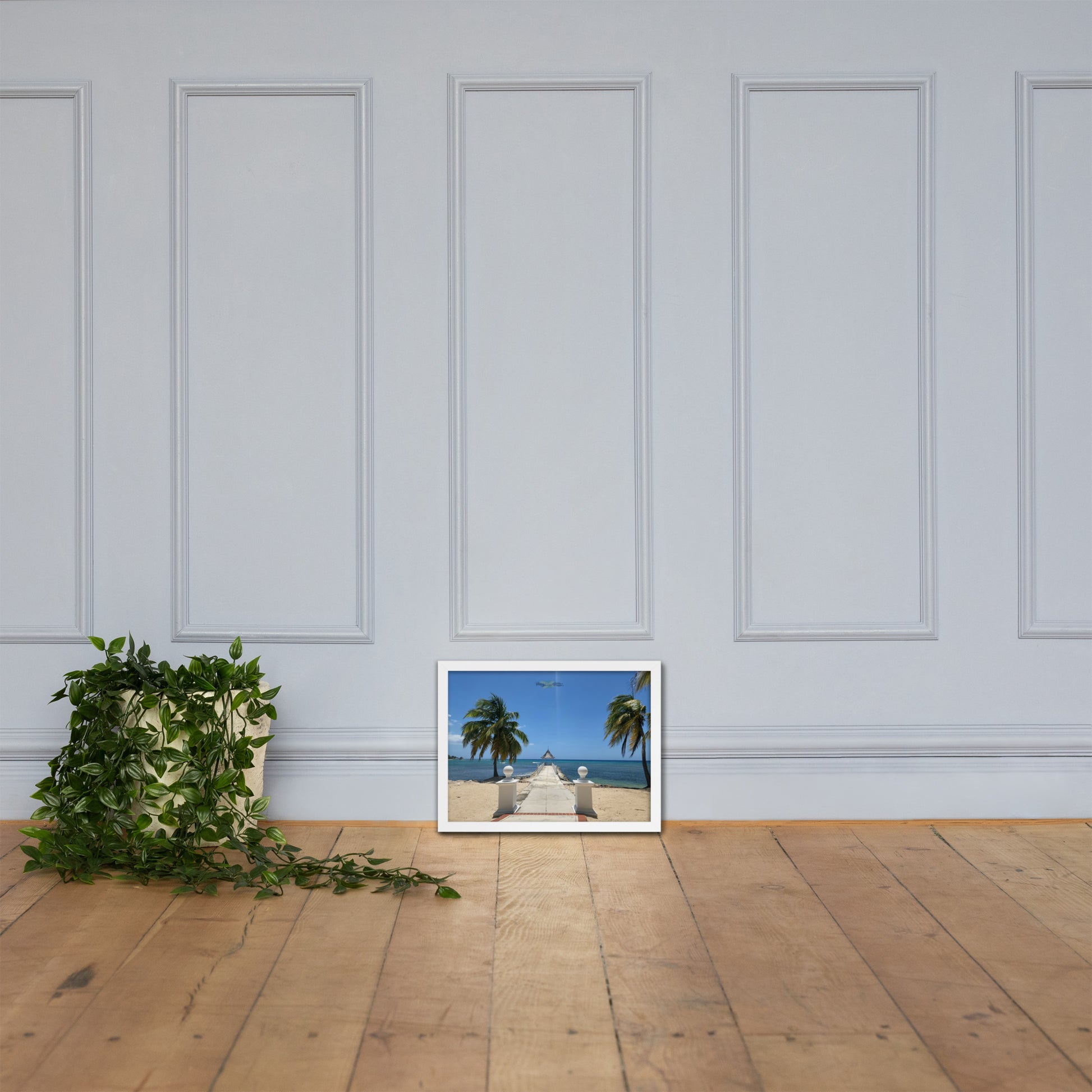 Half Moon's Crown - Picture of Jamaica white 12 x 16
