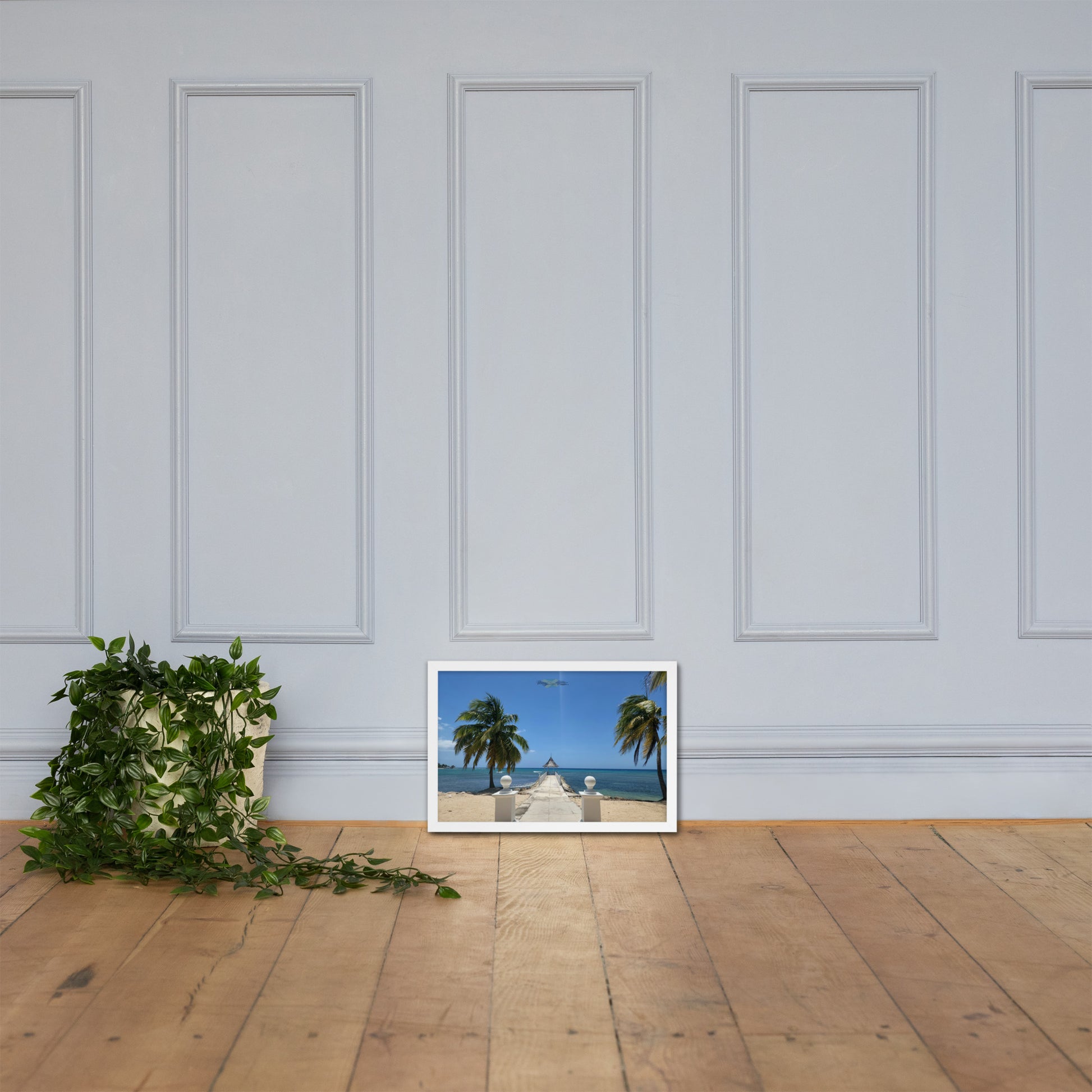 Half Moon's Crown - Picture of Jamaica white 12 x 18